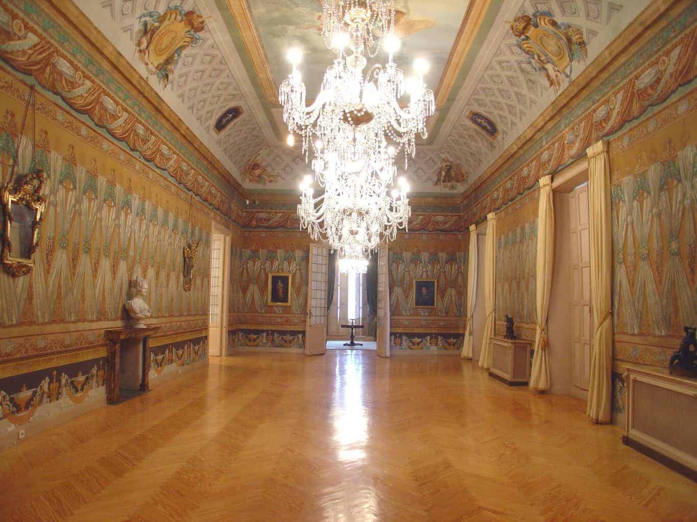 Galería de la Quinta de El Pardo. restauración de pintura decorativa y dorados arquitectónicos