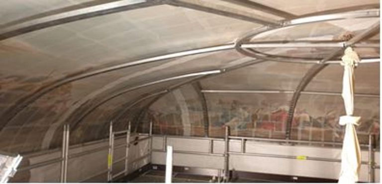 Bóveda de la Sala de Compañía (Casa del Labrador, Aranjuez) — Estado final tras empapelado de protección y colocación de cimbra | El Barco